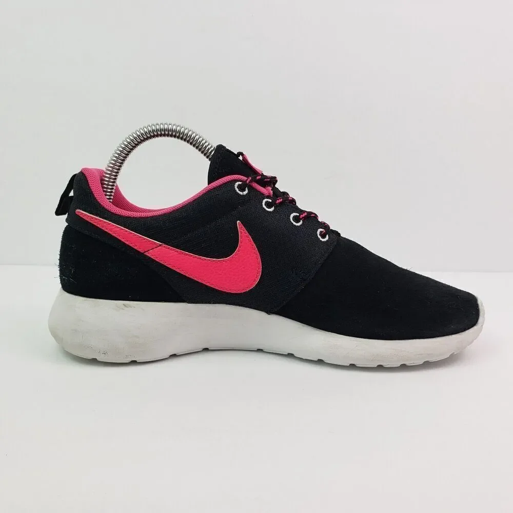 Nike Roshe One Girls Size 6Y Womens Sz 7.5 Black Pink Running Sneaker Shoes